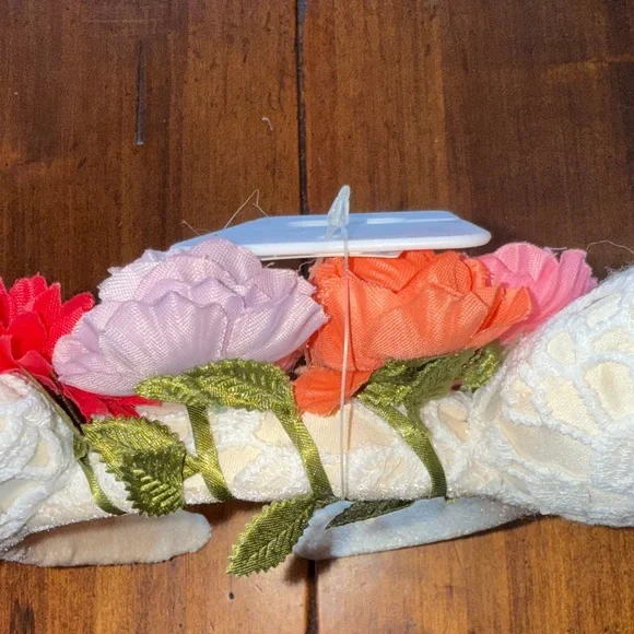 Disney White Lace Ears with Floral Accents (NWT) - Picture 9 of 10